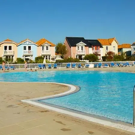 Feriehus Le Bocage - Piscine Chauffee